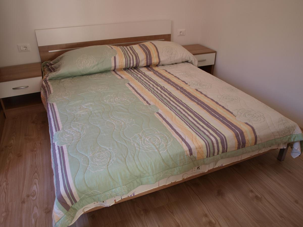 Apartments Nadia Игране Экстерьер фото
