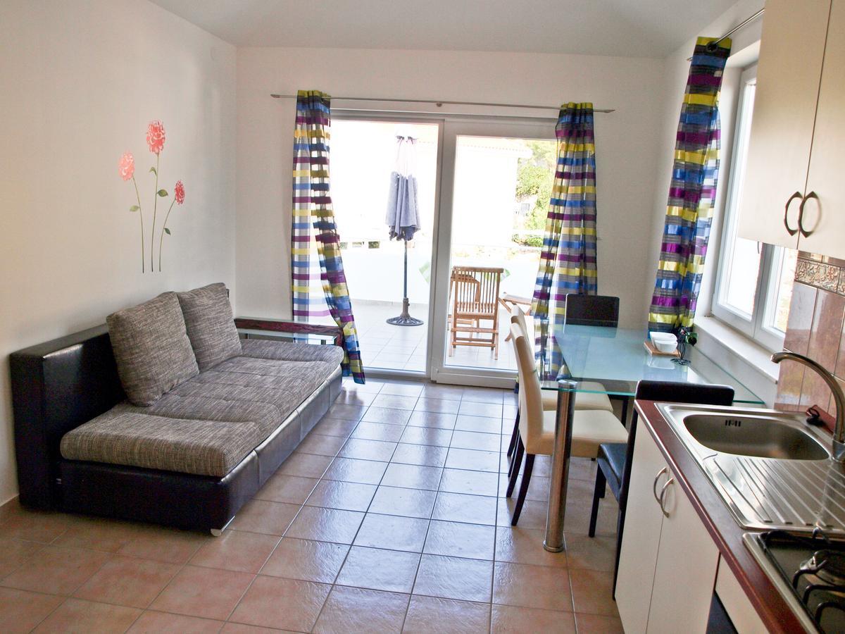 Apartments Nadia Игране Экстерьер фото