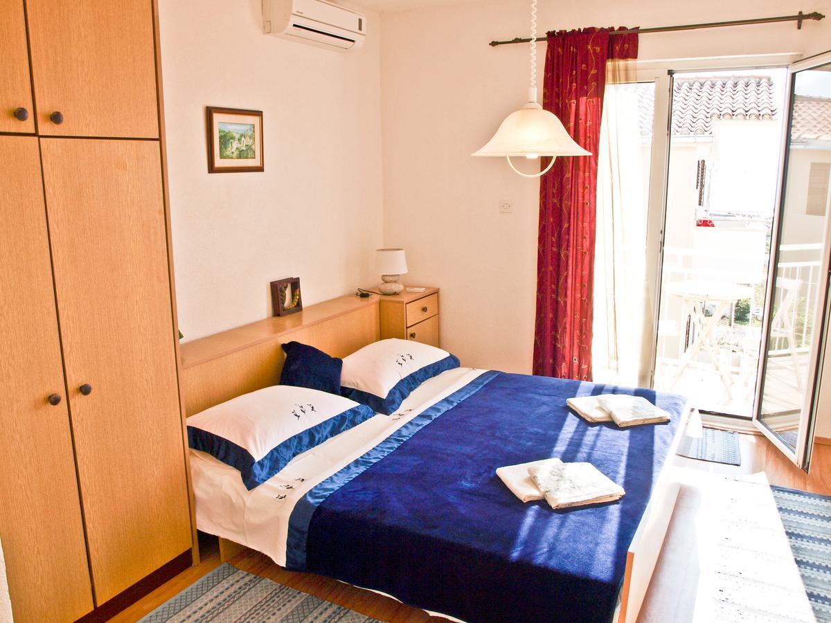 Apartments Nadia Игране Экстерьер фото