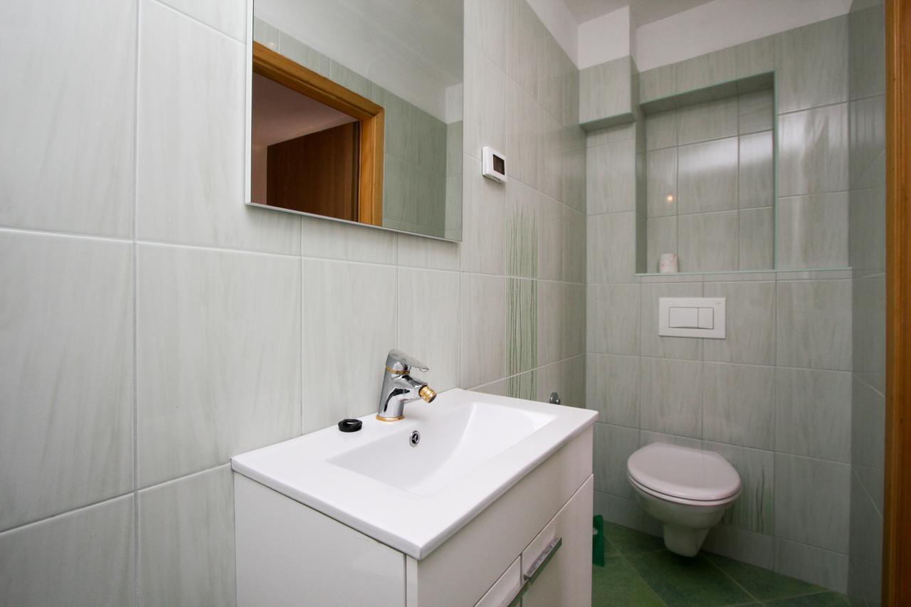 Apartments Nadia Игране Экстерьер фото